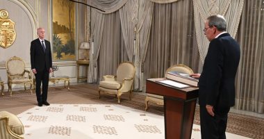 الرئيس التونسى يعين أحمد الحشانى رئيسا للحكومة خلفا لنجلاء بودن