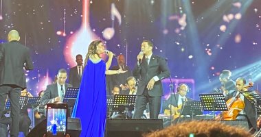 مدحت صالح وريهام عبد الحكيم يقدمان أغنية "حبيبى يا عاشق" بمهرجان العلمين