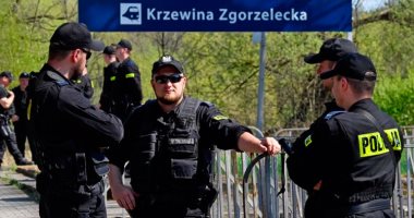 إصابة ضابط بحرس الحدود البولندية إثر اعتداء مهاجرين غير شرعيين 