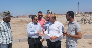 رئيس جهاز مدينة دمياط الجديدة يتابع معدلات تنفيذ شاطئ "قادرون" لذوي الهمم