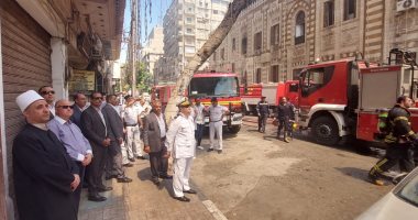 محافظ القاهرة يشرف على إطفاء حريق وزارة الأوقاف ويشكل لجنة لفحص المبنى