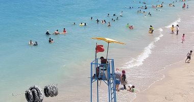 رفع الراية الحمراء على شواطئ غرب الإسكندرية