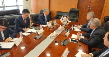 رئيس التنمية الصناعية يناقش فرص التعاون المشترك مع سفير كوريا الجنوبية