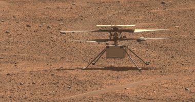 هليكوبتر المريخ التابعة لناسا تلتقط صورة للمركبة الجوالة المثابرة من السماء
