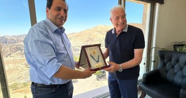 محافظ جنوب سيناء يلتقى رئيس منطقة البتراء بالأردن ويدعو لزيادة أوجه التعاون.. صور