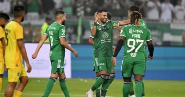 محرز وفيرمينو يقودان تشكيل الأهلي ضد الفتح في الدوري السعودي