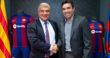 برشلونة يعلن تعيين البرتغالى ديكو مديرا رياضيا حتى 2026