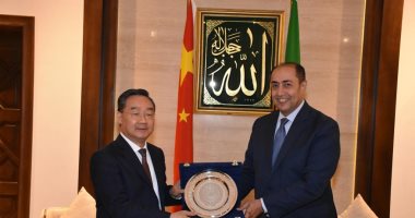 وزير الزراعة الصيني يزور الجامعة العربية.. ويدعو إلى تطوير الشراكة بين الجانبين
