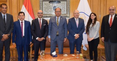 رئيس جامعة حلوان يستقبل الملحق الثقافي للمملكة الأردنية الهاشمية لبحث تعزيز التعاون