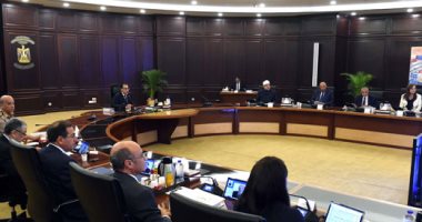 رئيس الوزراء يترأس اجتماع الحكومة بمقر المجلس بمدينة العلمين الجديدة