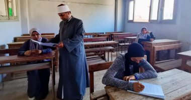 طلاب الثانوية الازهرية القسم الأدبى يؤدون اليوم امتحان الفلسفة والمنطق
