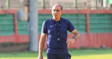 علي ماهر نجم الأهلى السابق ومدرب المصري يحتفل بعيد ميلاده الـ"50"
