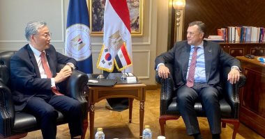 وزير السياحة والآثار يلتقي سفير كوريا الجنوبية بالقاهرة لبحث سبل تعزيز التعاون بين البلدين