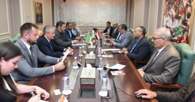 وزير الإنتاج الحربى يلتقى وزير التجارة والصناعة بجمهورية تتارستان