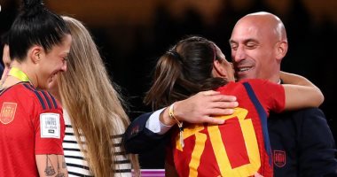 فيفا يقرر إيقاف رئيس الاتحاد الإسباني 3 أشهر بسبب قبلة نهائى مونديال السيدات