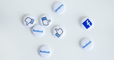 فيس بوك يخضع للمحاكمة بسبب خوارزمية الإعلانات المتحيزة