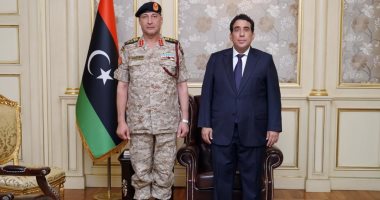 "المنفى" يبحث مع رئيس أركان الجيش الليبى تنظيم الوحدات العسكرية