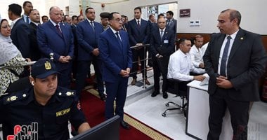 رئيس الوزراء يشهد افتتاح مركز السيطرة للشبكة الوطنية للطوارئ بمحافظة القاهرة