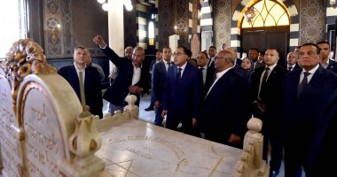 رئيس الوزراء يشهد افتتاح معبد "بن عزرا" بعد الانتهاء من ترميمه