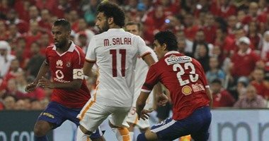 هل يواجه محمد صلاح الأهلى بقميص اتحاد جدة فى كأس العالم للأندية؟ 