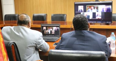 رئيس هيئة قضايا الدولة يدشن منظومة "فيديو كونفرانس" بالإدارة العامة بالقاهرة
