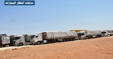 وزارة النقل تقدم الدعم اللوجيستى لسائقى الشاحنات على الحدود المصرية السودانية