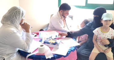 تقديم الخدمات الطبية لـ980 مواطنا بقافلة طبية مجانية بقرية كوم الحجر بكفر الشيخ