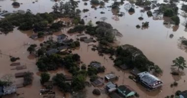 طوارئ فى البرازيل بعد ارتفاع ضحايا الفيضانات إلى 42 شخصا.. فيديو 