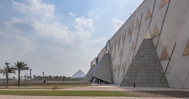 موقع أجنبي يبرز اقتراب عرض كنوز المتحف المصرى الكبير