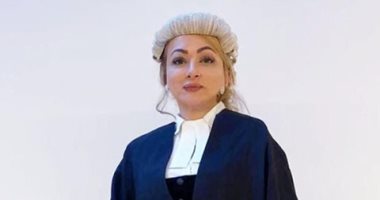 وزيرة الهجرة تهنئ مصرية لتعيينها بمنصب مدعى عام بالمملكة المتحدة