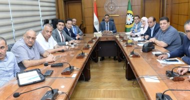 محافظ الدقهلية يلتقي وفد المبادرة الوطنية لتطوير الصناعة المصرية "ابدأ" لبحث التعاون