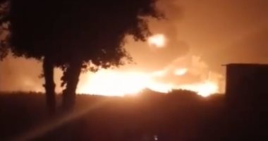 ارتفاع عدد المصابين لـ26 شخصا.. 19 سيارة إطفاء تسيطر على حريق مصنع الإسفنج بالشرقية