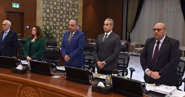 مجلس الوزراء يقف دقيقة حدادًا على أرواح ضحايا المغرب وليبيا