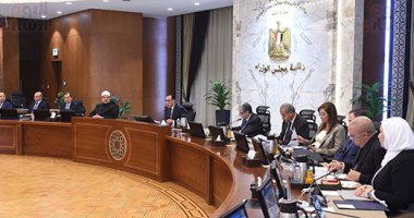 مجلس الوزراء يوافق على مشروع قانون يقر تيسيرات للمصريين المقيمين بالخارج