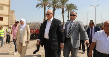 محافظ القاهرة يتفقد أعمال تطوير المنطقة التاريخية
