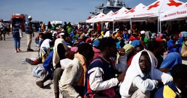 فرنسا تؤكد أهمية حشد جهود الاتحاد الأوروبى لحل أزمة المهاجرين فى جزيرة "لامبيدوزا"