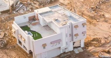 المنزل "المعجزة" يثير جدلا واسعا فى ليبيا بعد نجاته من إعصار درنة.. صور