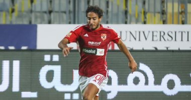 الأهلي يضم محمد هاني لـ"الفئة الأولى" بعد حسم ملف تمديد عقده