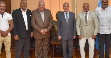محافظ الإسكندرية يستقبل رئيس اتحاد كمال الأجسام لمناقشة استعدادات البطولة العربية