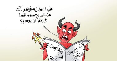 الشائعات أعمال شيطانية على منصات التواصل الاجتماعى فى كاريكاتير اليوم السابع