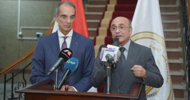 عمر مروان ووزير الاتصالات يُطلقان وحدة إصدار محررات وزارة العدل