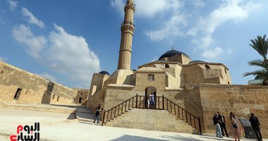 مسجد سارية الجبل تحفة معمارية نادرة