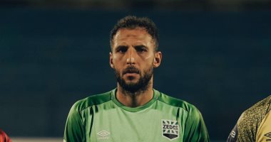 محمد سمير لاعب الأهلي السابق يكمل 300 مباراة فى الدوري