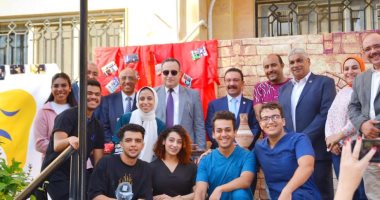 رئيس جامعة الإسكندرية: 190 ألف طالب انتظموا فى الدراسة بكافة الكليات