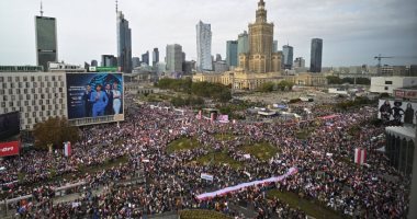 الآلاف يتظاهرون فى بولندا للمطالبة بتغيير الحكومة 