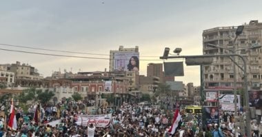 مسيرات للآلاف بالفيوم للاحتفال بنصر أكتوبر ومطالبة الرئيس بالترشح.. صور وفيديو