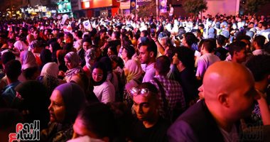 آلاف المصريين يحتشدون في مصر الجديدة لمطالبة الرئيس السيسي بالترشح للرئاسة