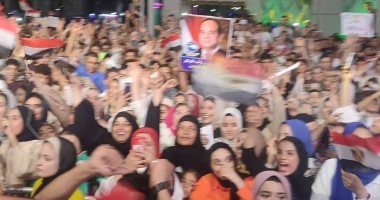 احتفالات ضخمة بميادين القاهرة والجيزة عقب إعلان الرئيس السيسي ترشحه للانتخابات