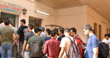 الخشت: تسكين طلاب جامعة القاهرة القدامى بالمدن الجامعية والأولوية للطالبات