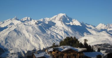Montblanc: Western Europe’s highest glacier shrinks due to climate change